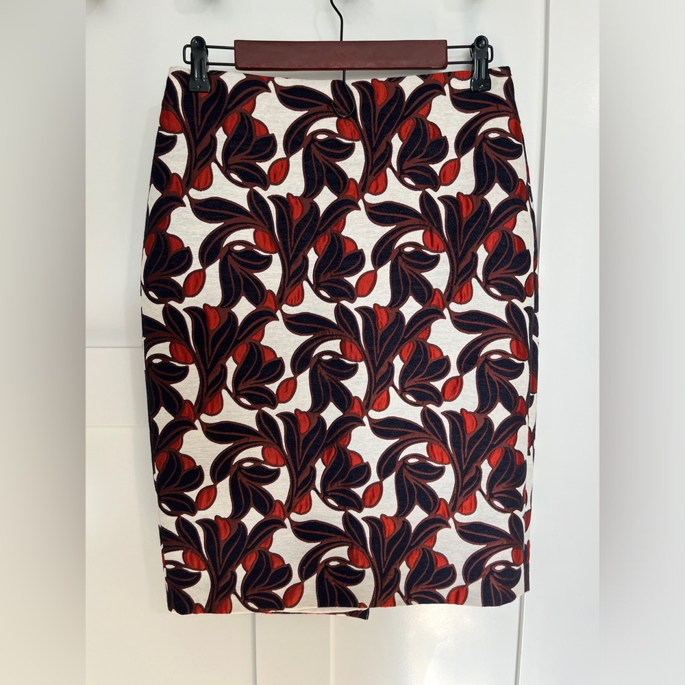 Ann Taylor Multicolored Floral Pencil Skirt